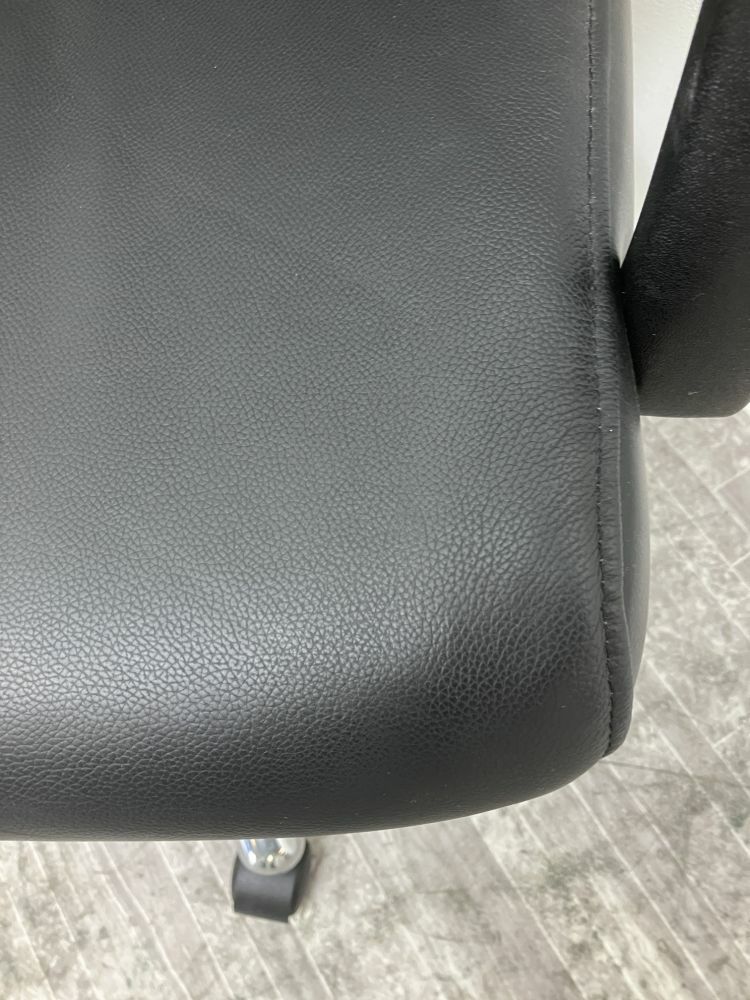 イトーキC-1タイプシリーズ 固定肘付マネジメントチェア 商品画像8