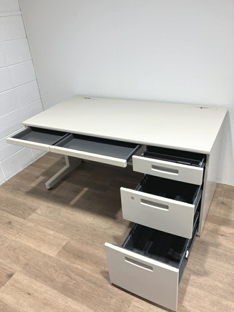 コクヨBS+シリーズ 1400片袖デスク 商品画像2