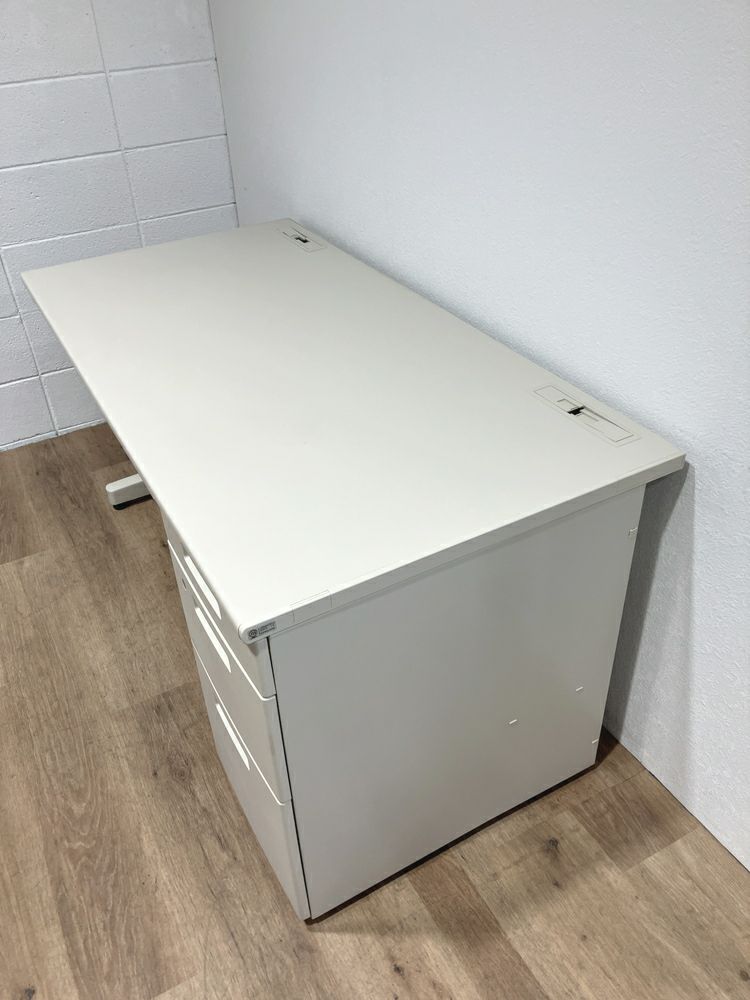 コクヨBS+シリーズ 1400片袖デスク 商品画像3