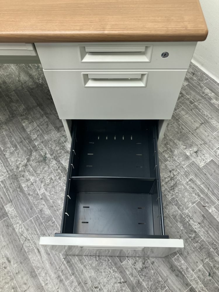 プラスリードシリーズ 1400両袖デスク 商品画像7