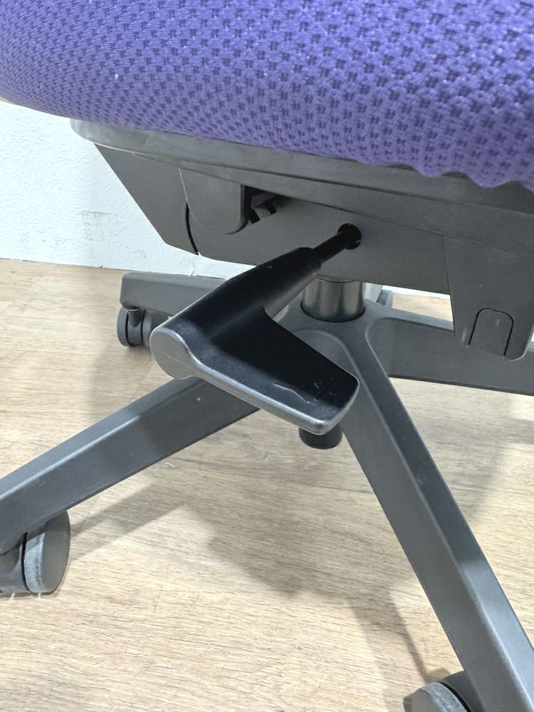 コクヨピコラ(picora)チェア 固定肘付ピコラチェア　 商品画像6