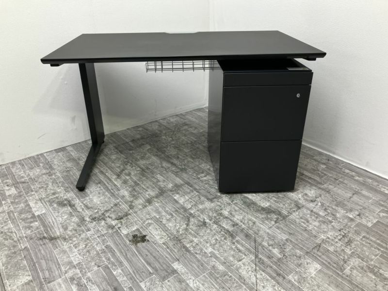 1200平デスク+ワゴンセット 商品画像1