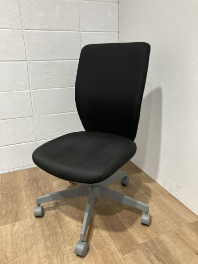 コクヨチェロシリーズ チェロチェア 商品画像1