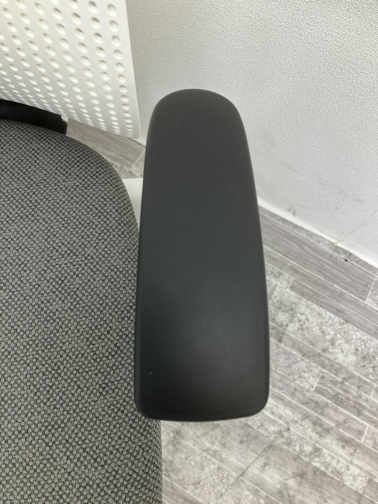 プラスレナシリーズ 可動肘付レナチェア 商品画像9