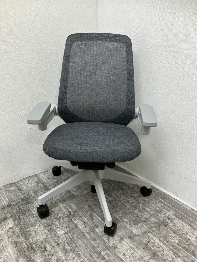 イトーキノート(nort)チェア 可動肘付きノートチェア 商品画像2