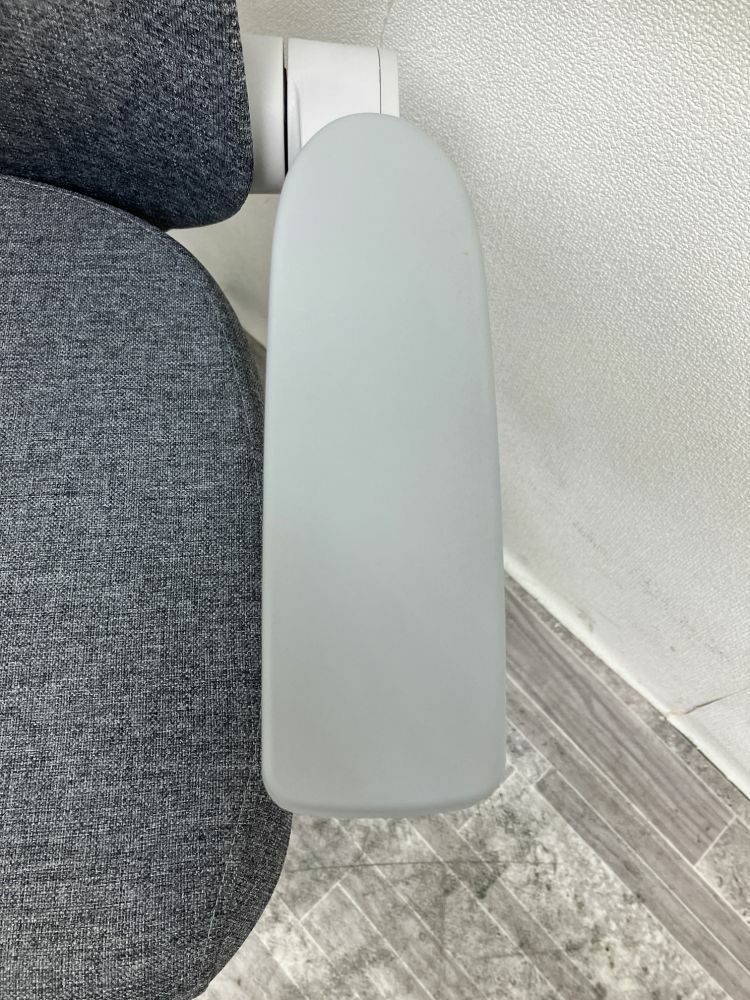 イトーキノート(nort)チェア 可動肘付きノートチェア 商品画像9