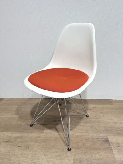 Vitra（ヴィトラ）サイドシェルチェア 商品画像1