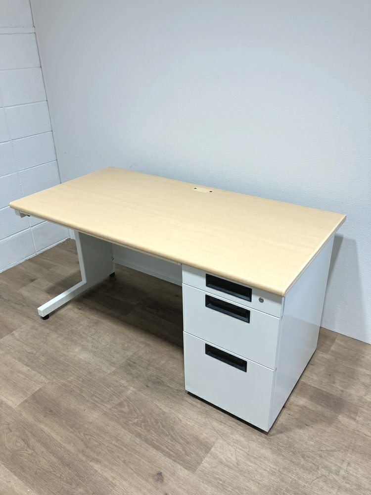 プラス1400片袖デスク 商品画像1