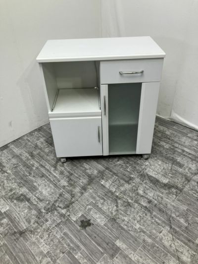 キッチンキャビネット