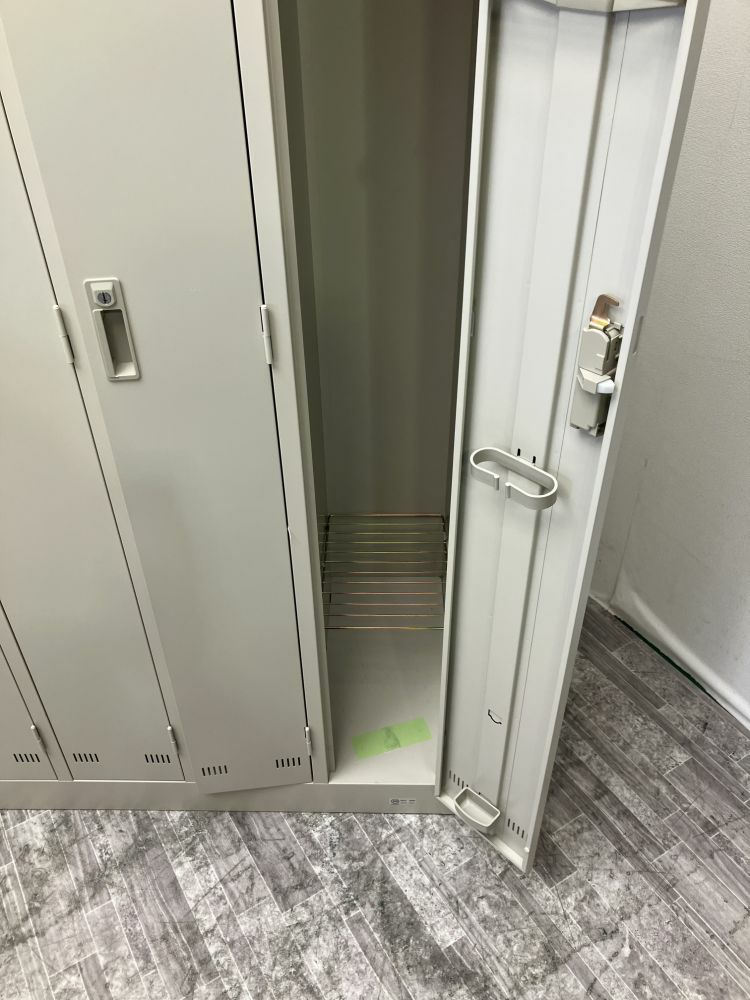 SEIKO FAMILY（生興）  SLKシリーズ 4人用ロッカー 商品画像4