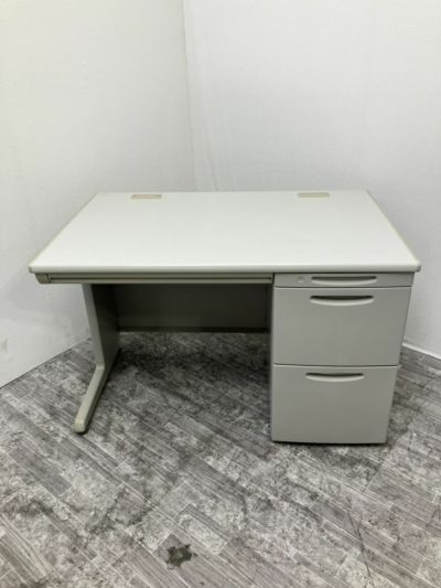 オカムラ 1100片袖デスク