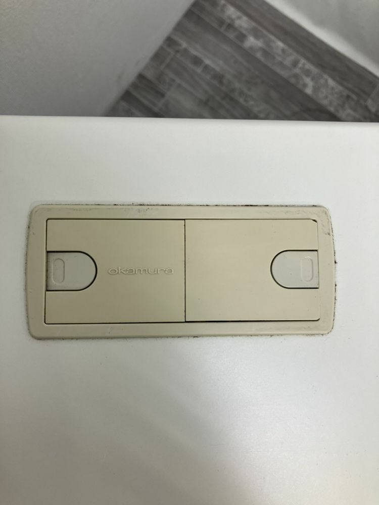 オカムラ1100片袖デスク 商品画像8