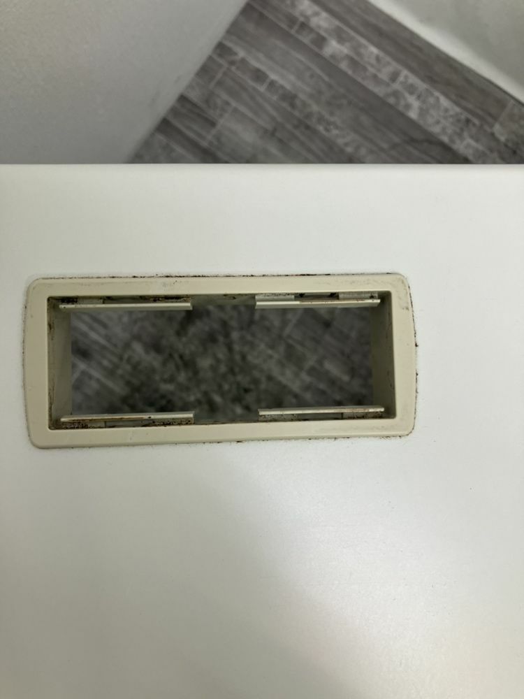 オカムラ1100片袖デスク 商品画像9