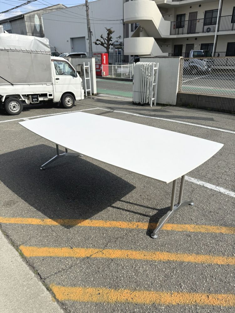 ライオン2400ミーティングテーブル 商品画像1