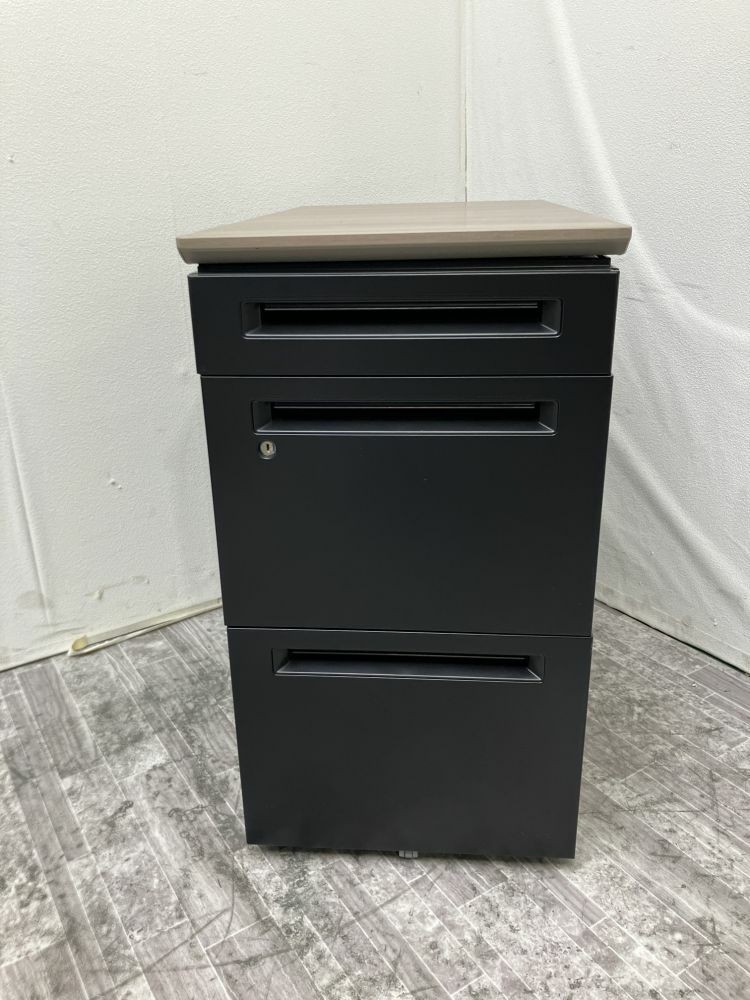 オカムラPro Unit(プロユニット)シリーズ 3段脇机 商品画像3