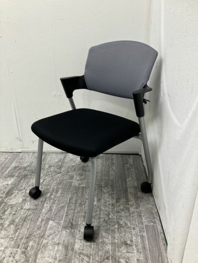 コクヨ プロッティシリーズ スタッキングチェア