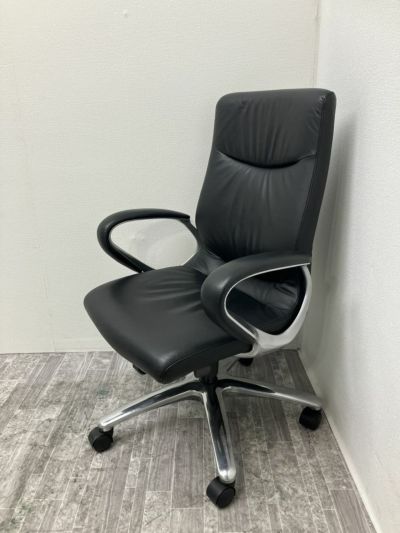 オカムラ ミーティングチェア