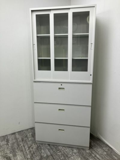 イトーキシンラインシリーズ 3段ラテラル・ガラス3扉スライド上下書庫 商品画像1