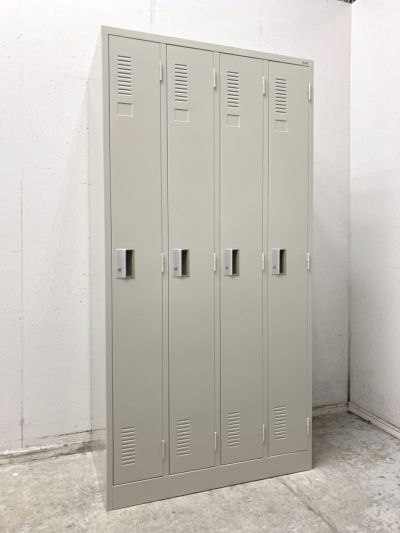 プラス4人用ロッカー 商品画像1