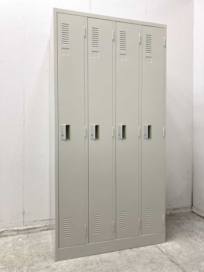 プラス4人用ロッカー 商品画像1