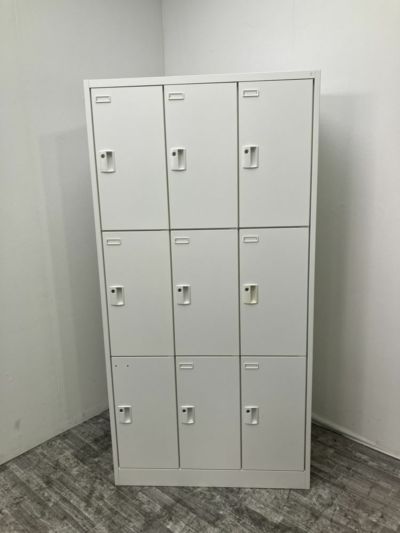 オカムラ FZタイプシリーズ 9人用ロッカー