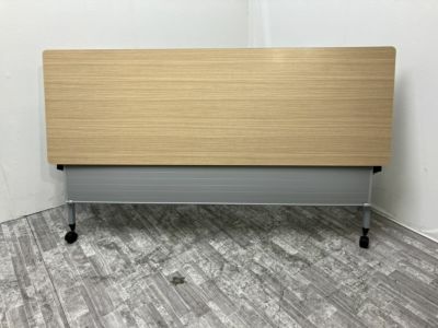 イトーキHXシリーズ 1800サイドスタックテーブル 商品画像1