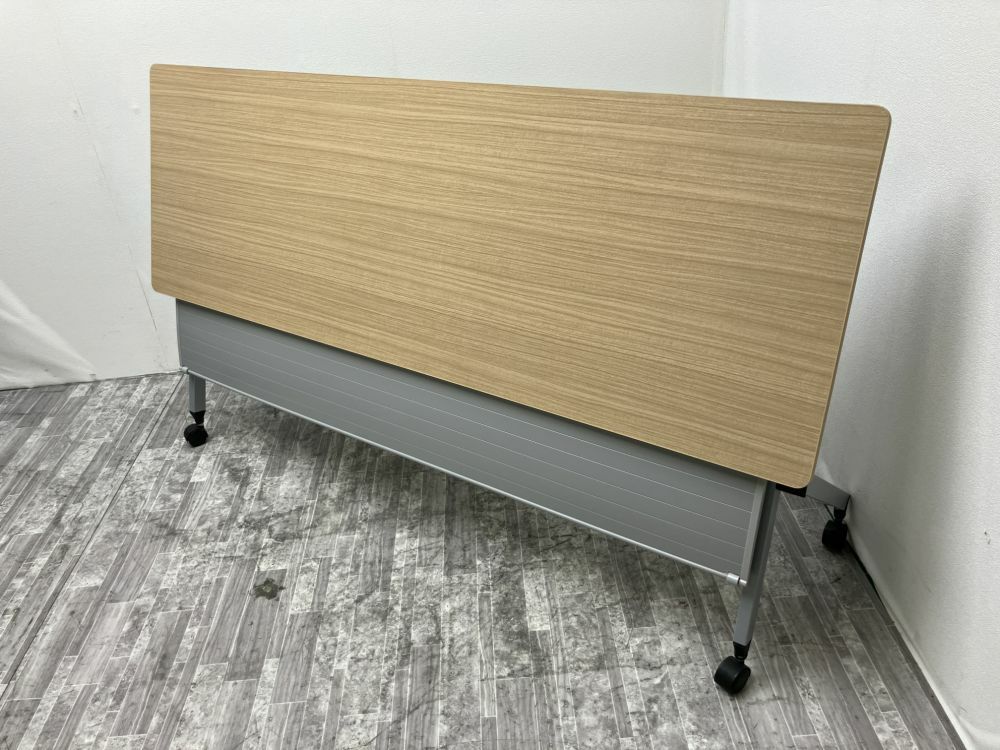 イトーキHXシリーズ 1800サイドスタックテーブル 商品画像2