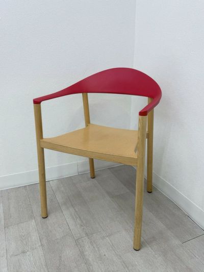 Monza(モンツァ)アームチェアシリーズ ミーティングチェア 商品画像1