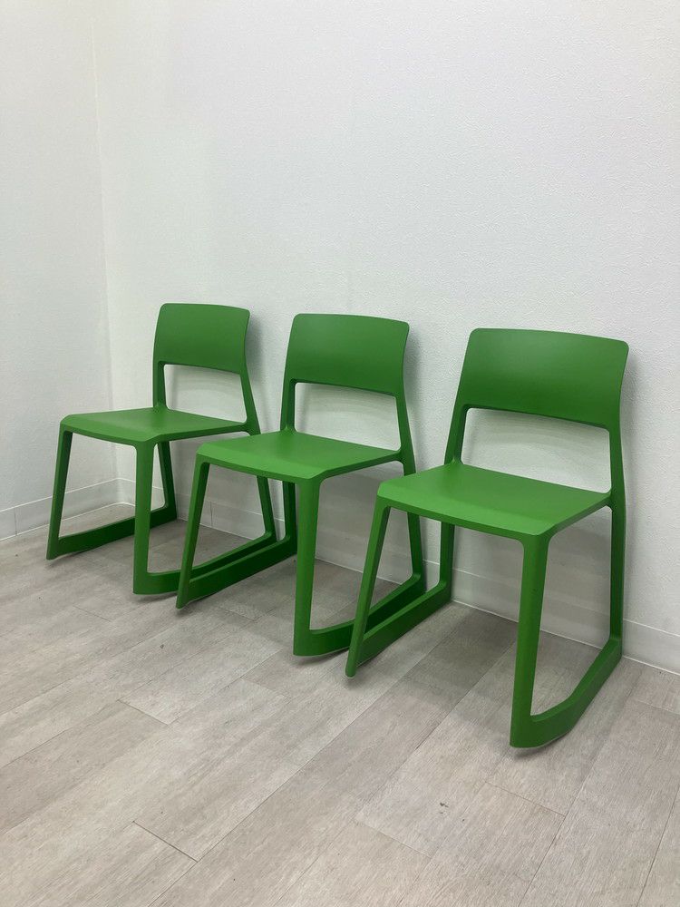 Vitra（ヴィトラ）Tip Ton（ティプトン） スタッキングチェア3脚セット 商品画像1