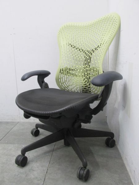 HermanMillerのMirraChair ジャンク品 いざなう