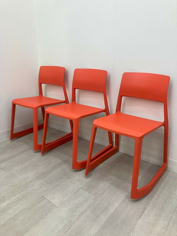 Vitra（ヴィトラ）Tip Ton（ティプトン） スタッキングチェア3脚セット 商品画像1