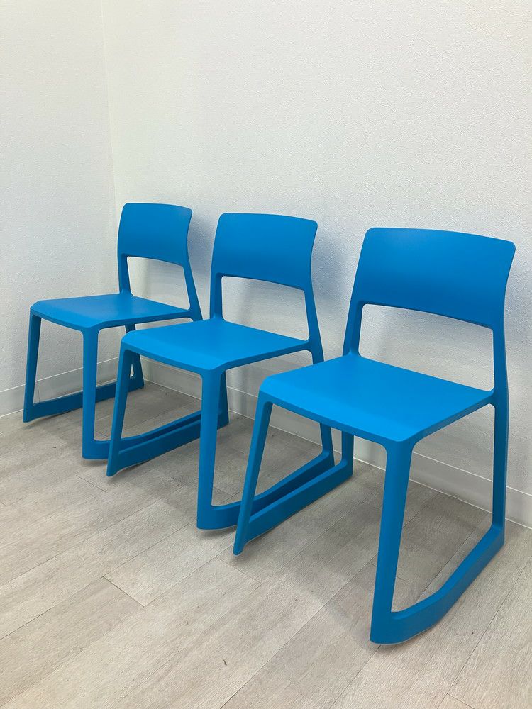 Vitra（ヴィトラ）Tip Ton（ティプトン） スタッキングチェア3脚セット 商品画像1