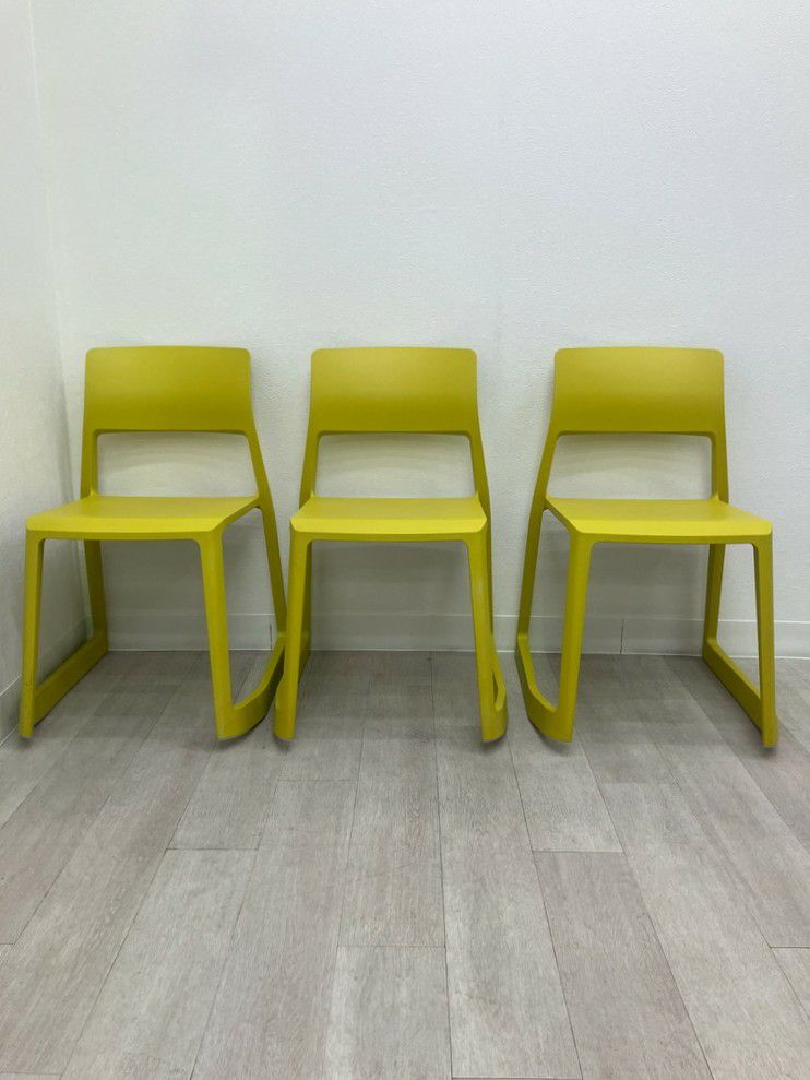Vitra（ヴィトラ）Tip Ton（ティプトン） スタッキングチェア3脚セット 商品画像2