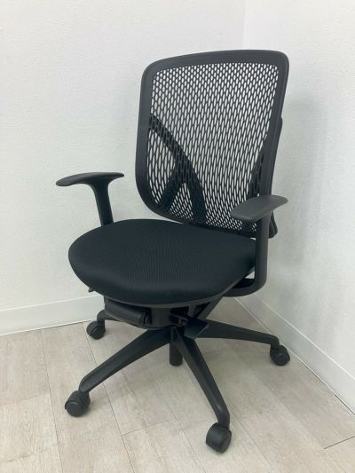 INABA/イナバyera(イエラ)チェア 固定肘付イエラチェア 商品画像1