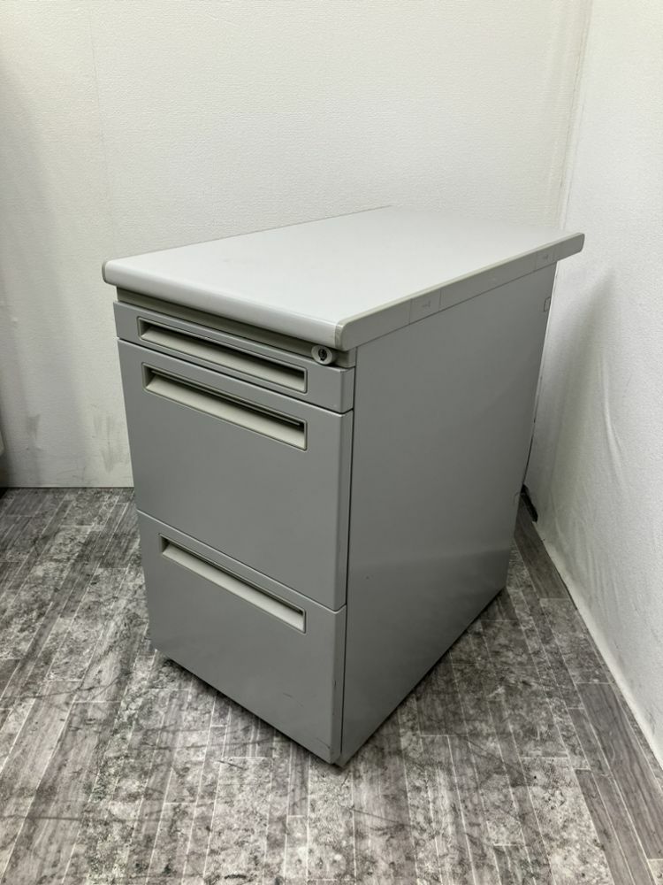 ウチダ（内田洋行）JUST-Nシリーズ 3段脇机 商品画像1
