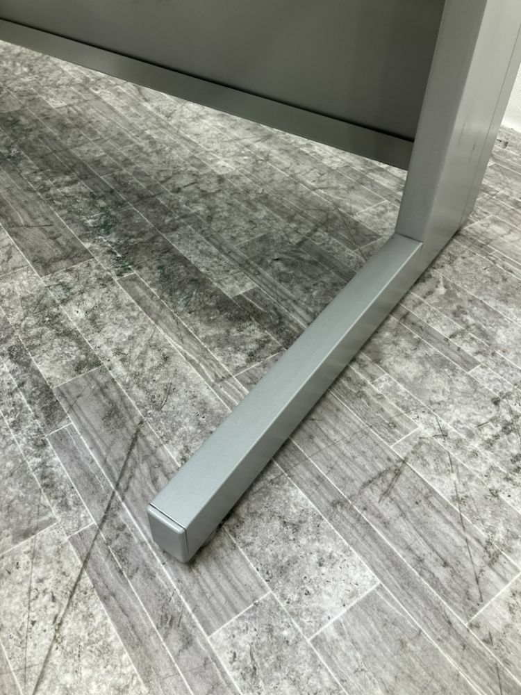 オカムラ1200平デスク+ワゴンセット 商品画像10