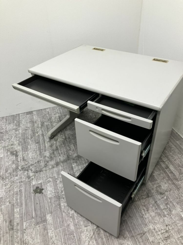 オカムラSDシリーズ 1000片袖デスク 商品画像4