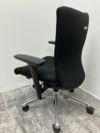 オカムラfeego(フィーゴ)チェア 可動肘付フィーゴチェア 商品画像9