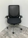 オカムラZephyr(ゼファー)シリーズ 可動肘付ゼファーチェア 商品画像2