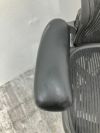 HermanMiller（ハーマンミラー）アーロンチェア 可動肘付アーロンチェア 商品画像4