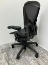 HermanMiller（ハーマンミラー）アーロンチェア 可動肘付アーロンチェア 商品画像9