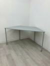 コクヨAny Table(エニーテーブル)シリーズ 台形テーブル 商品画像1