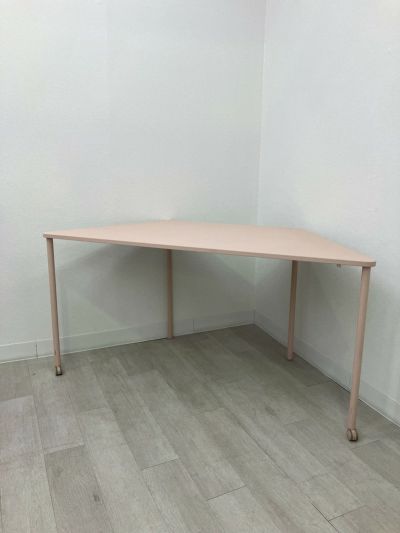 コクヨ エニーテーブルシリーズ 台形テーブル