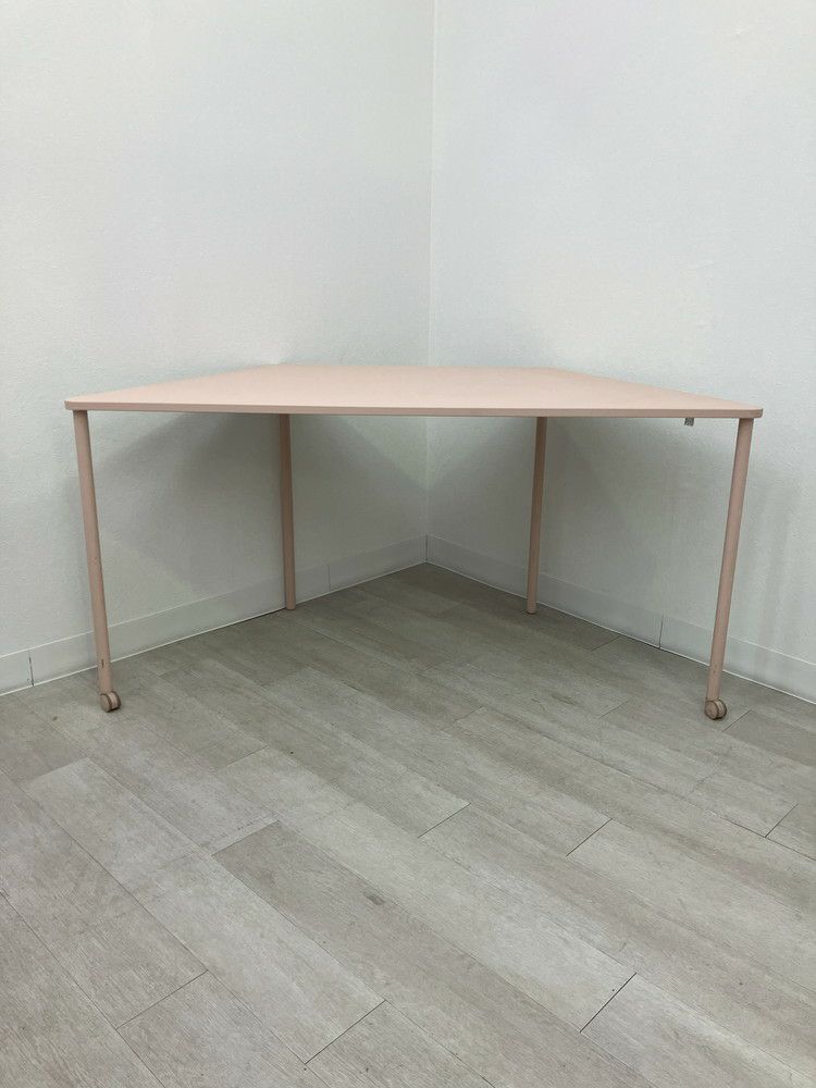 コクヨAny Table(エニーテーブル)シリーズ 台形テーブル 商品画像2