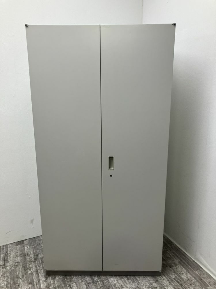 イトーキシンラインシリーズ 両開き書庫 商品画像1