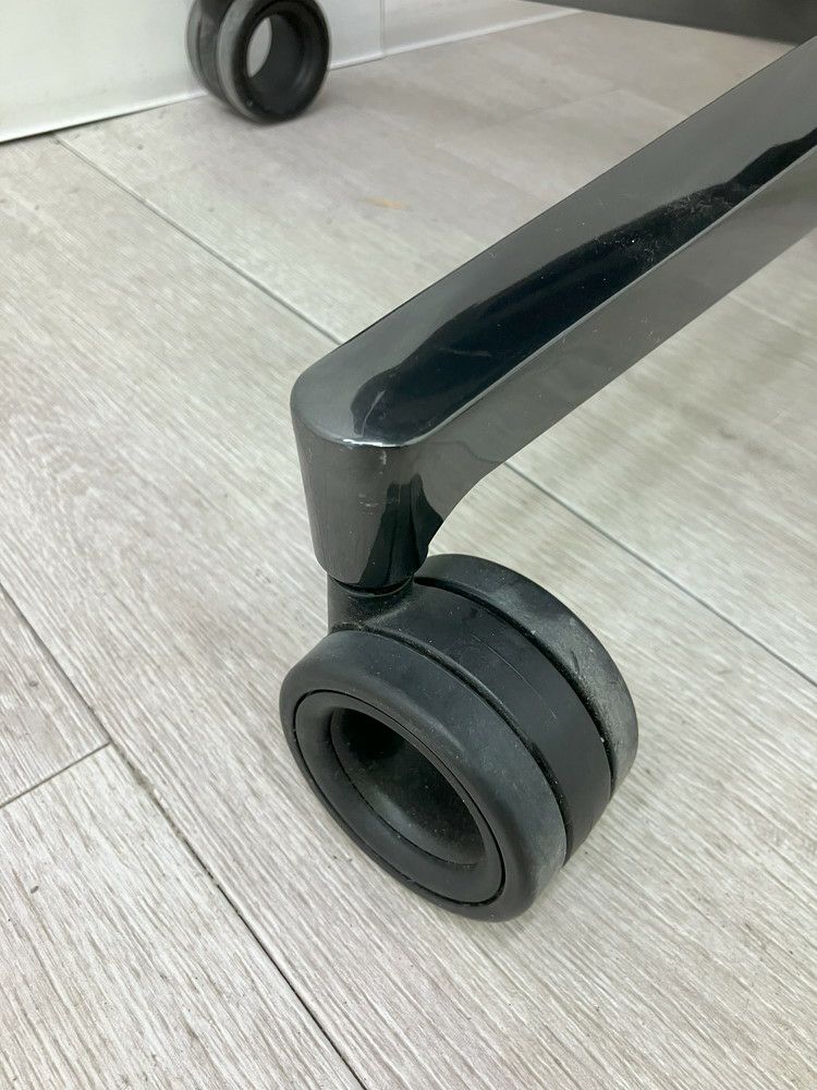 コクヨファブレ(FABRE) シリーズ 固定肘付ファブレチェア 商品画像11