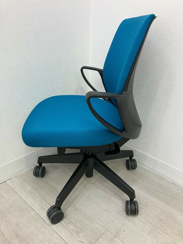 コクヨピコラ(picora)チェア 固定肘付ピコラチェア 商品画像5