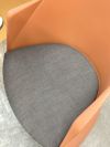 arper（アルペール）メモ台付きチェア 商品画像5