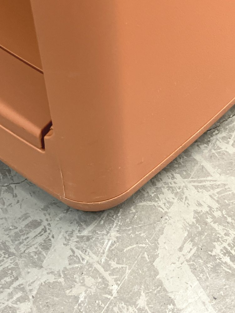 arper（アルペール）メモ台付きチェア 商品画像9