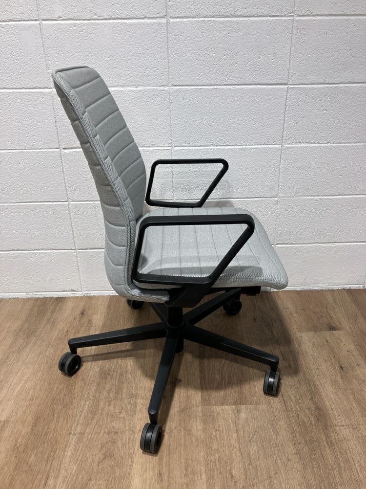 コクヨファブレ(FABRE) シリーズ 固定肘付ファブレチェア 商品画像5